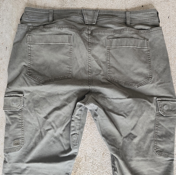 5.11 Tactical Cargo Chino Pants Women Sz 16 Green Mid Rise 36x29  Casual - Picture 11 of 12